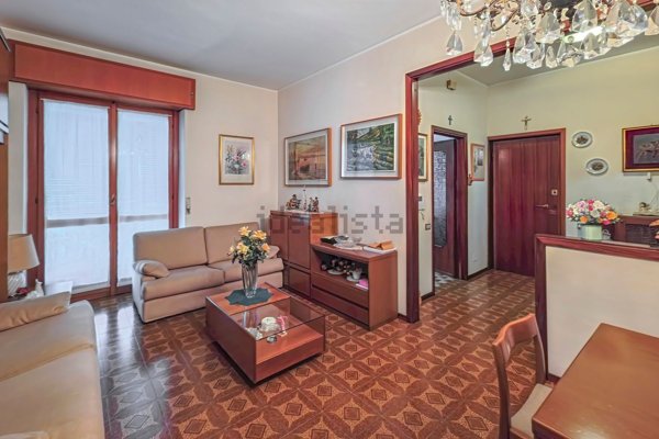 appartamento in vendita a Villasanta