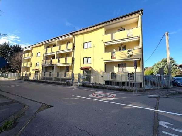 appartamento in vendita a Villasanta in zona San Fiorano