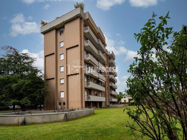 appartamento in vendita a Villasanta in zona La Santa