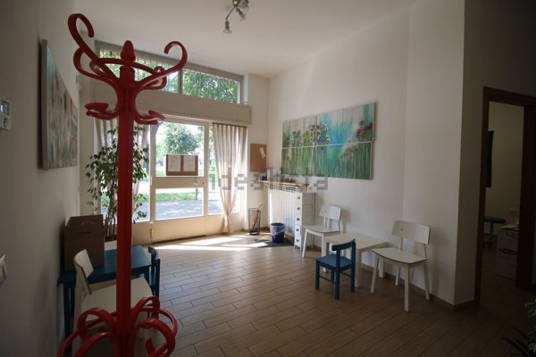 ufficio in vendita a Villasanta in zona San Fiorano