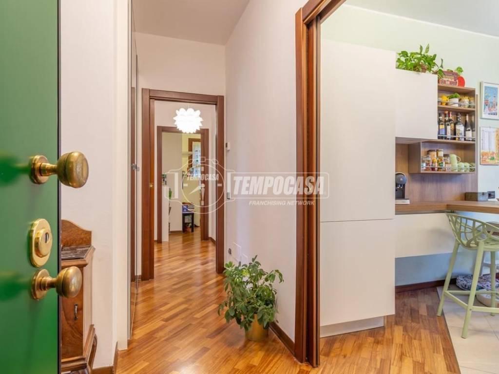 appartamento in vendita a Villasanta