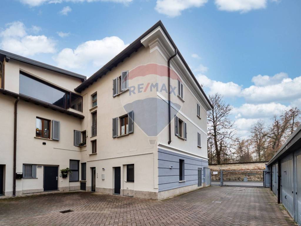appartamento in vendita a Villasanta