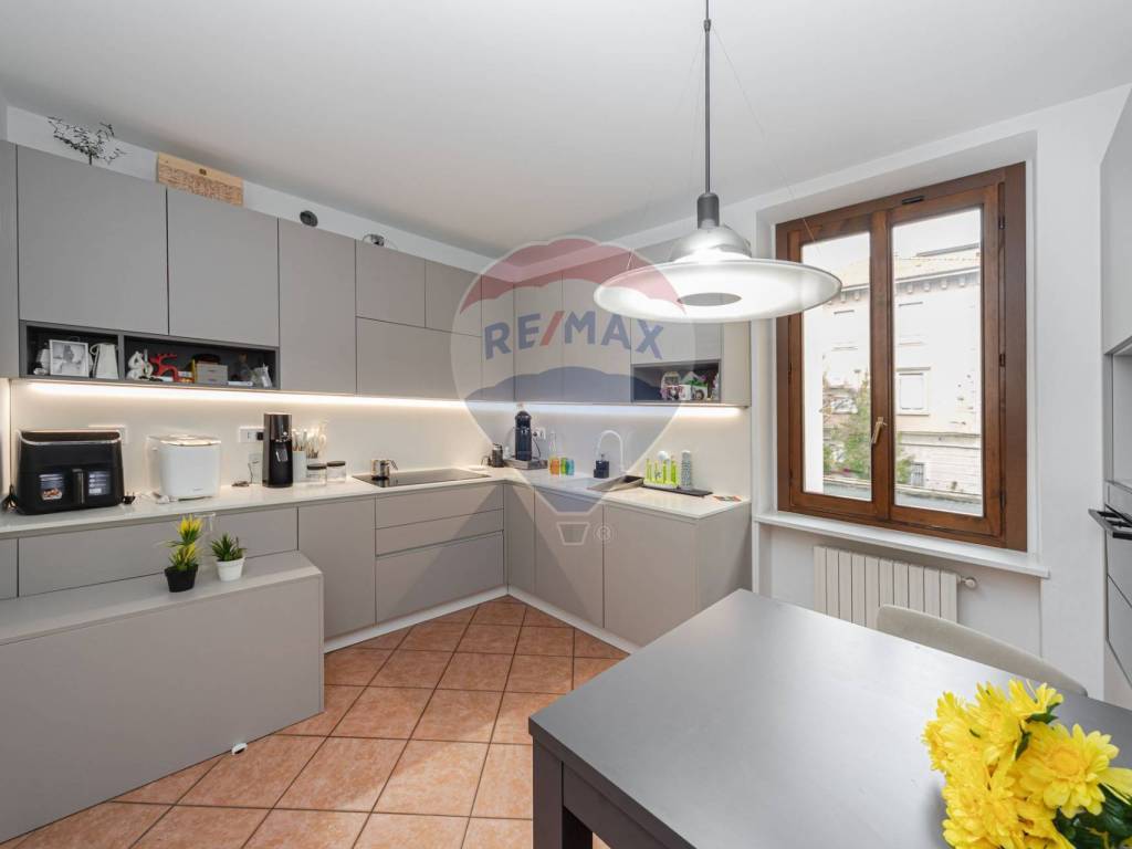 appartamento in vendita a Villasanta