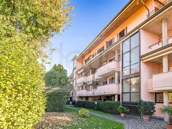 appartamento in vendita a Villasanta