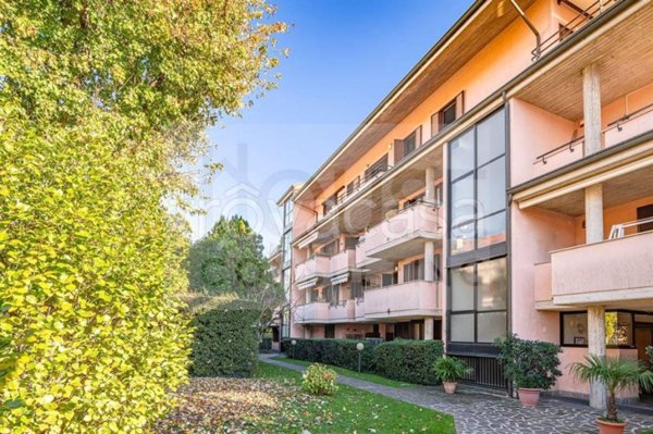 appartamento in vendita a Villasanta