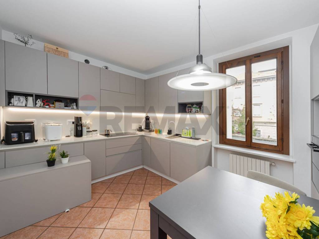 appartamento in vendita a Villasanta