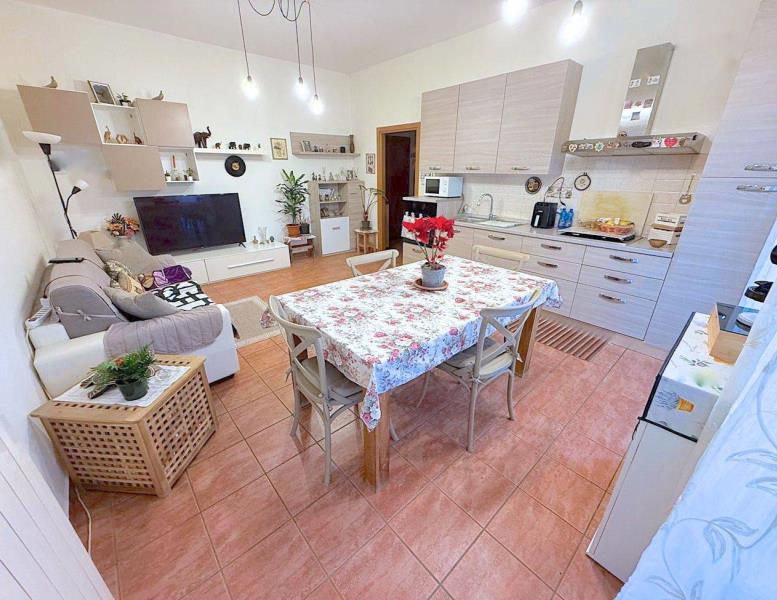 appartamento in vendita a Villasanta in zona San Fiorano
