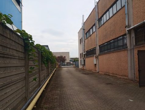 capannone in vendita a Villasanta in zona San Fiorano