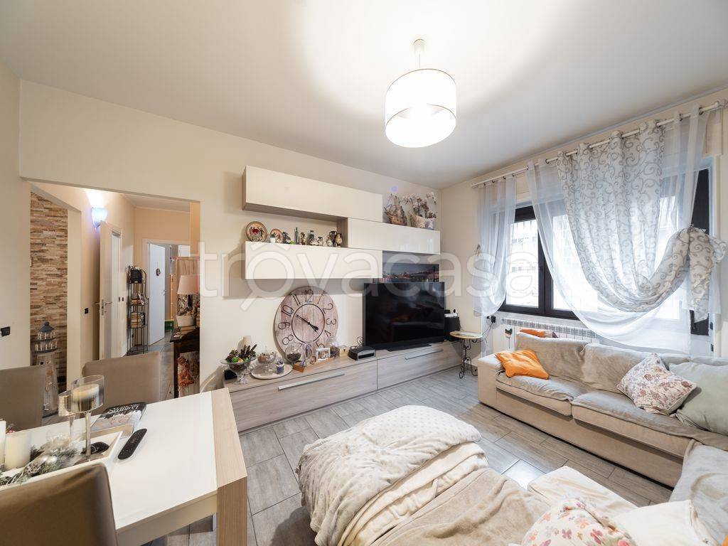 appartamento in vendita a Villasanta