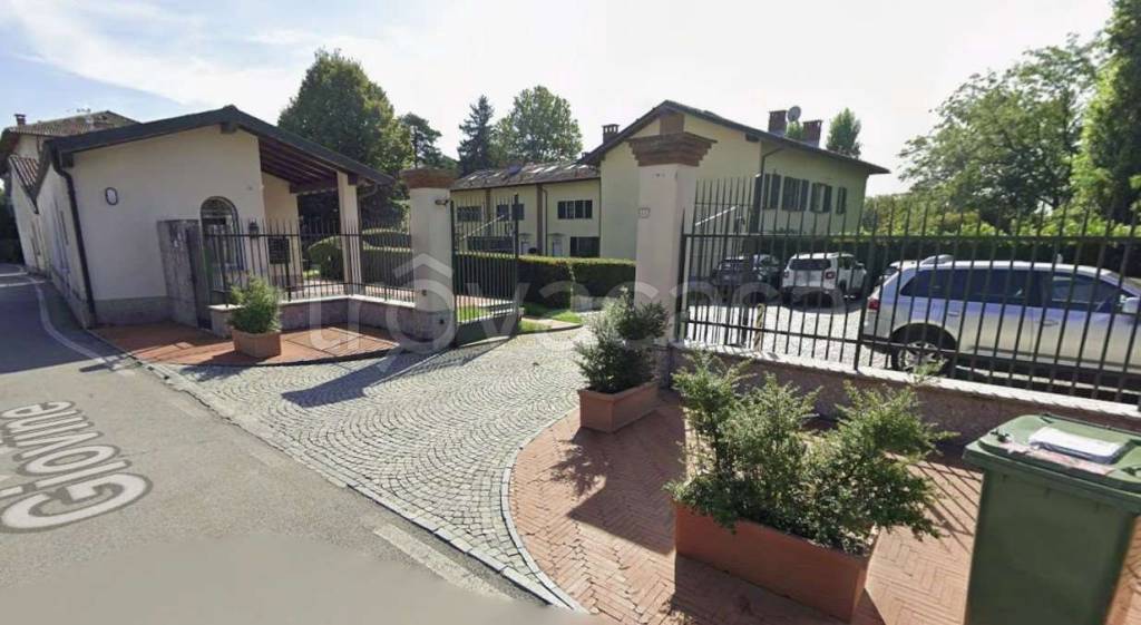 casa indipendente in vendita a Villasanta