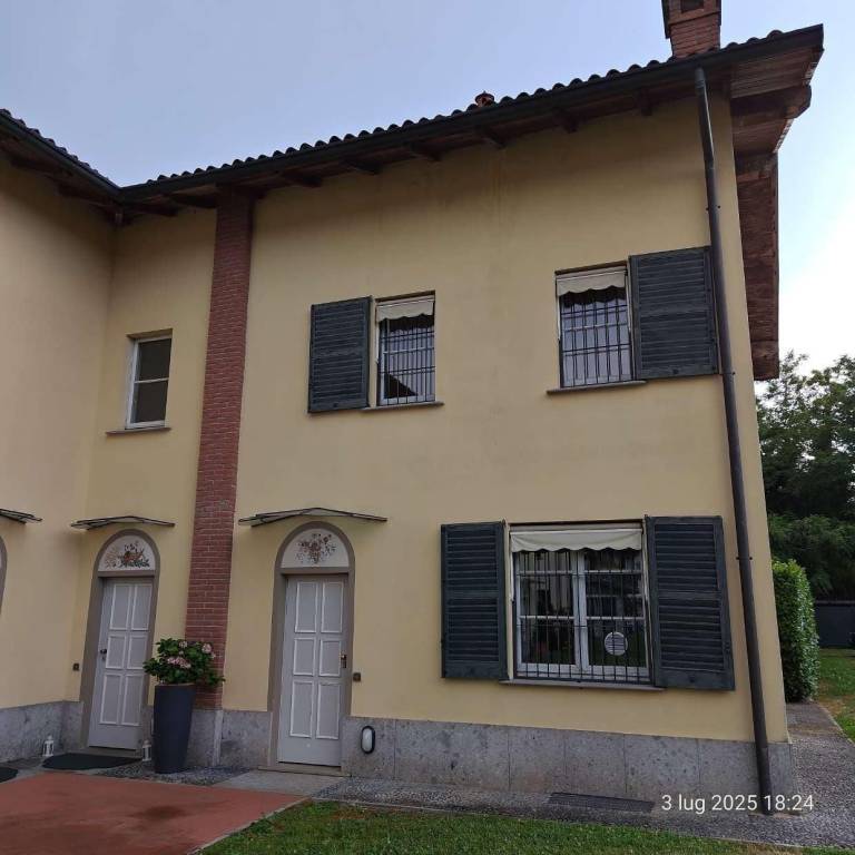 casa indipendente in vendita a Villasanta
