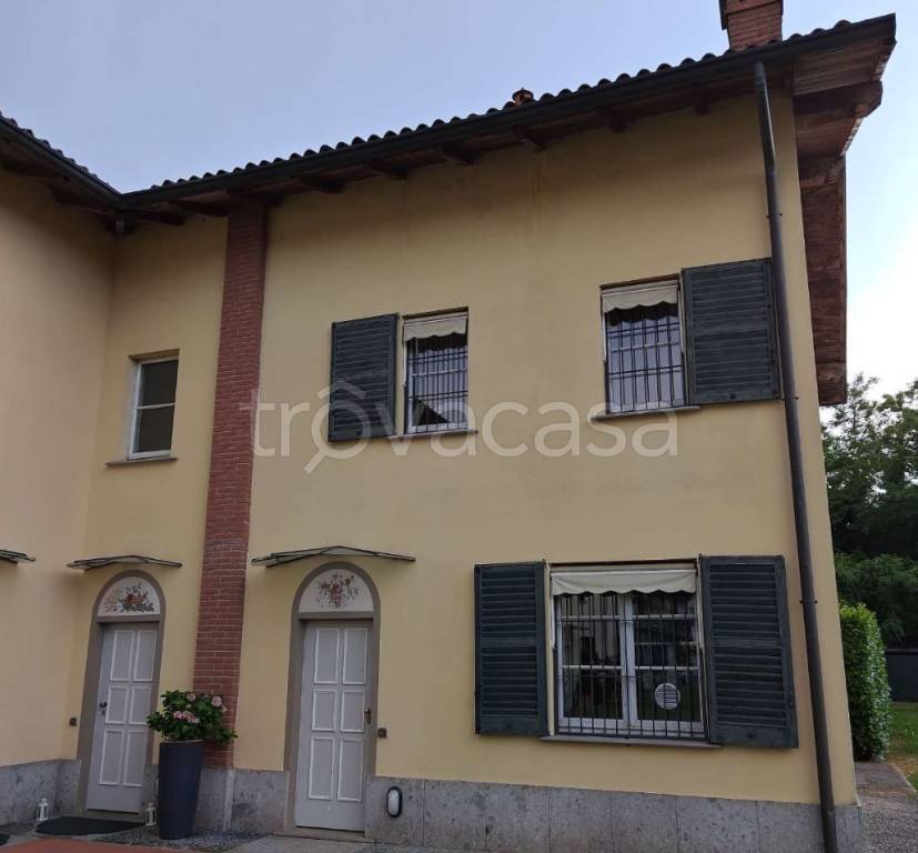 casa indipendente in vendita a Villasanta