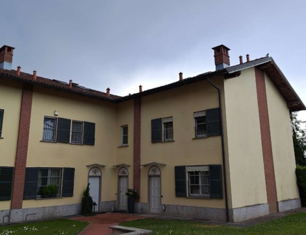 casa indipendente in vendita a Villasanta