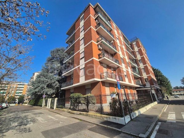 appartamento in vendita a Villasanta in zona La Santa