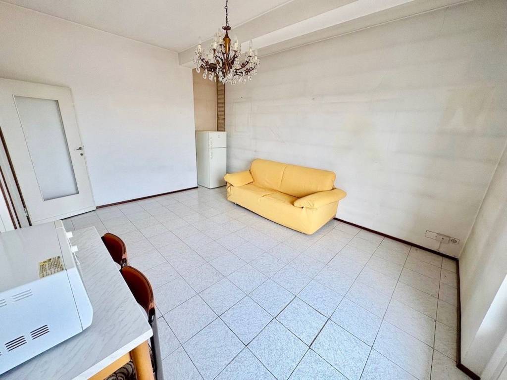 appartamento in vendita a Villasanta in zona La Santa