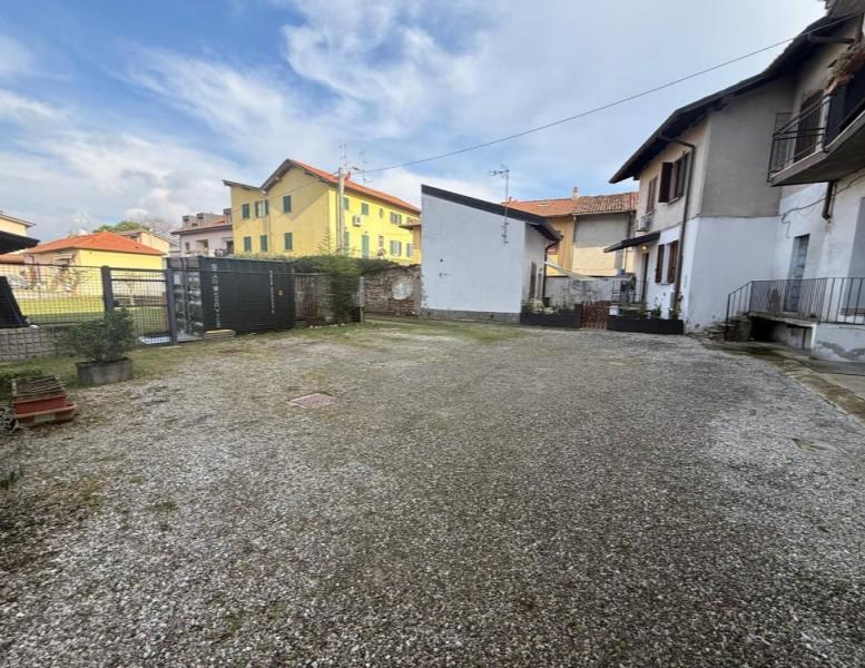 appartamento in vendita a Villasanta in zona San Fiorano