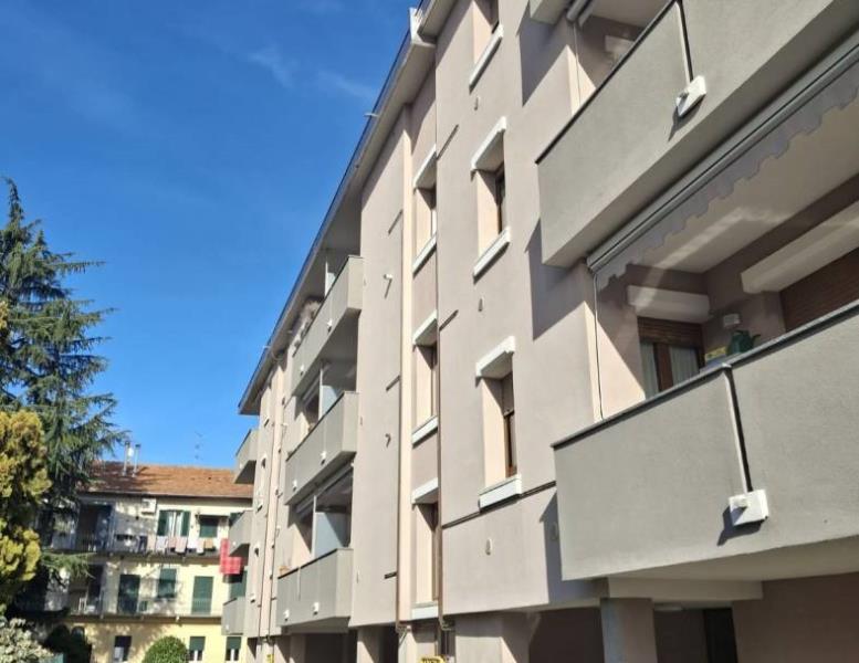 appartamento in vendita a Villasanta