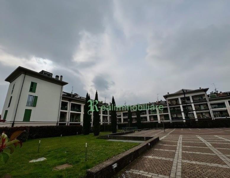 appartamento in vendita a Villasanta