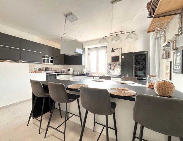 appartamento in vendita a Villasanta in zona La Santa