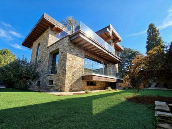 casa indipendente in vendita a Villasanta in zona La Santa