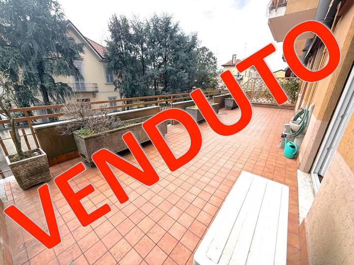appartamento in vendita a Villasanta in zona La Santa