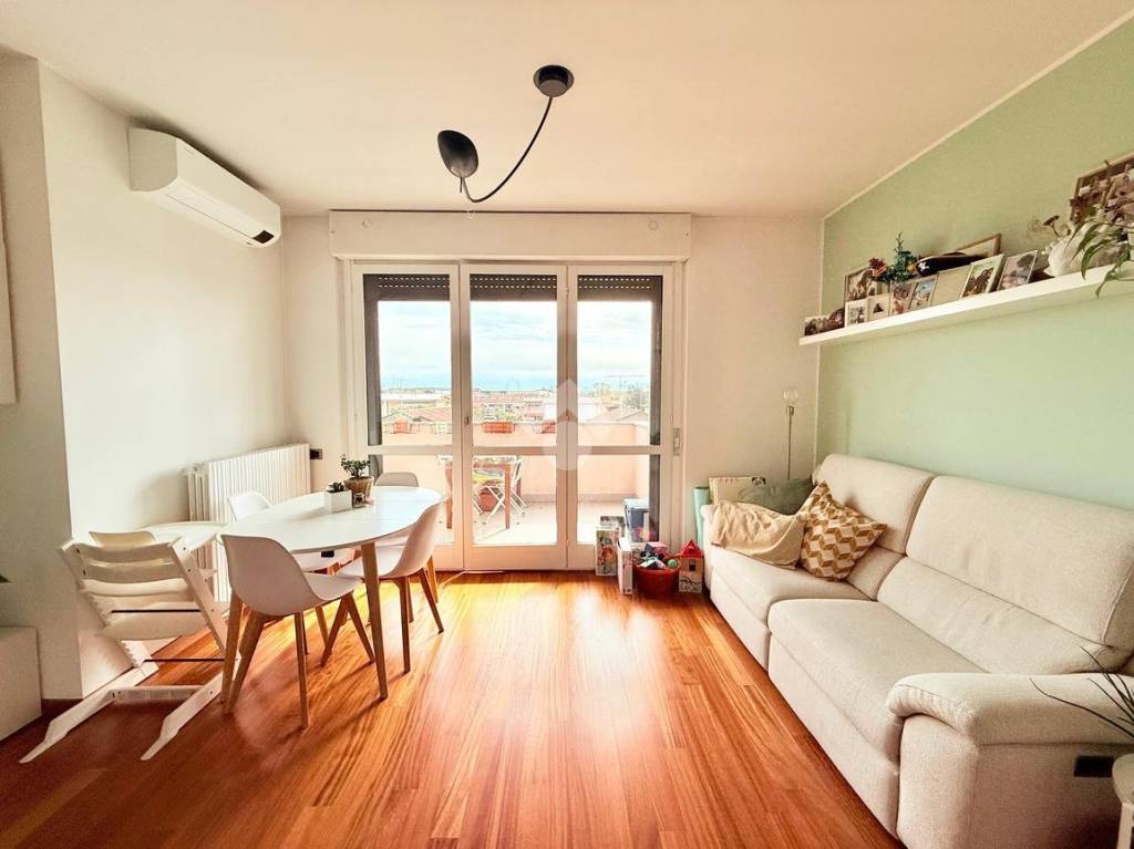 appartamento in vendita a Villasanta