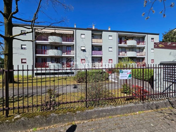 appartamento in vendita a Villasanta