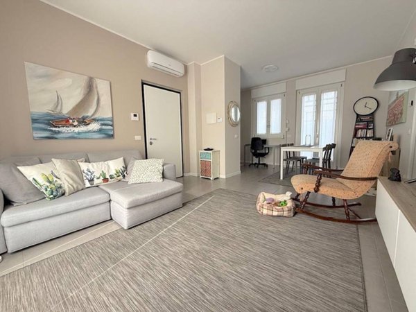 appartamento in vendita a Villasanta in zona Sant'Alessandro