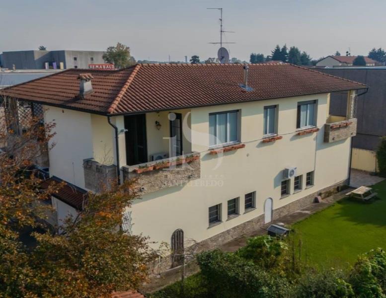 casa indipendente in vendita a Villasanta