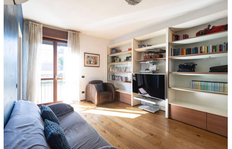 appartamento in vendita a Villasanta