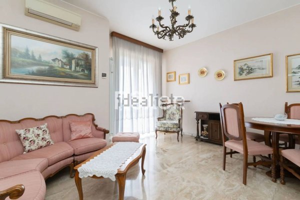 appartamento in vendita a Villasanta in zona La Santa