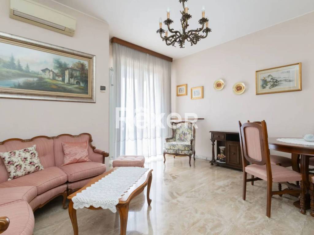 appartamento in vendita a Villasanta in zona La Santa