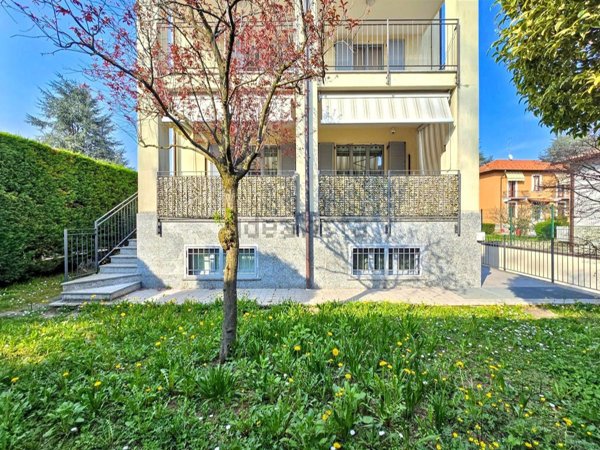 appartamento in vendita a Villasanta