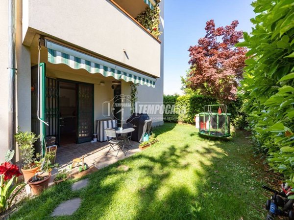 appartamento in vendita a Villasanta in zona Sant'Alessandro