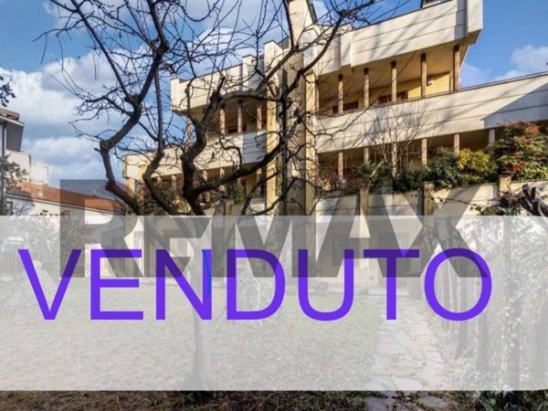 appartamento in vendita a Villasanta in zona La Santa
