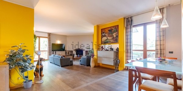 appartamento in vendita a Villasanta in zona La Santa