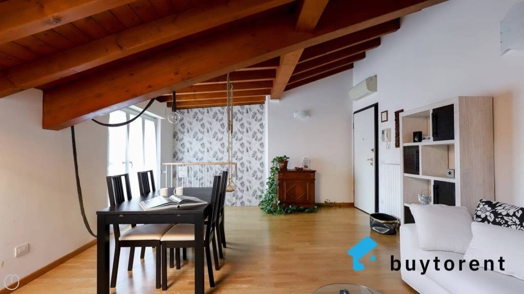 appartamento in vendita a Villasanta in zona La Santa