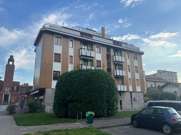 appartamento in vendita a Villasanta in zona La Santa
