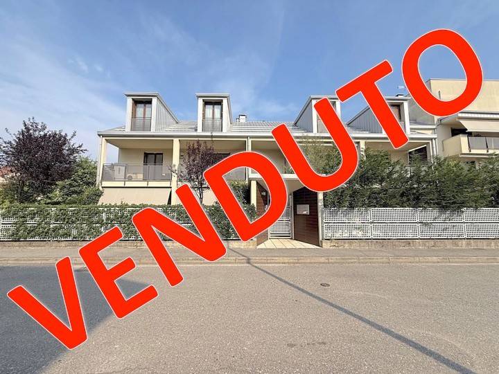 appartamento in vendita a Villasanta in zona San Fiorano