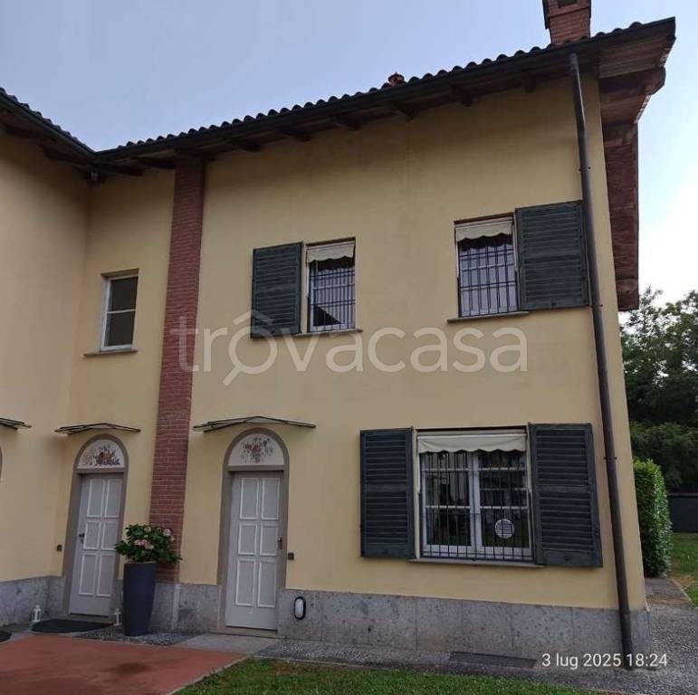 appartamento in vendita a Villasanta
