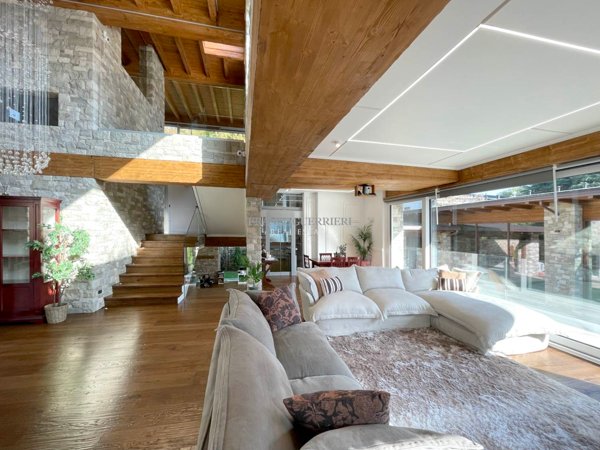 casa indipendente in vendita a Villasanta
