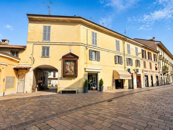 appartamento in vendita a Villasanta in zona La Santa