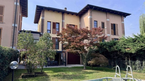 casa indipendente in vendita a Villasanta in zona San Fiorano
