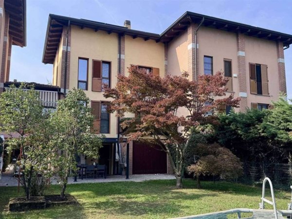 casa indipendente in vendita a Villasanta in zona San Fiorano