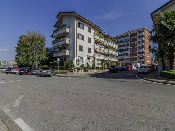 appartamento in vendita a Villasanta in zona La Santa