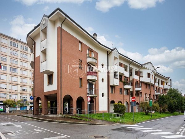 appartamento in vendita a Villasanta in zona La Santa