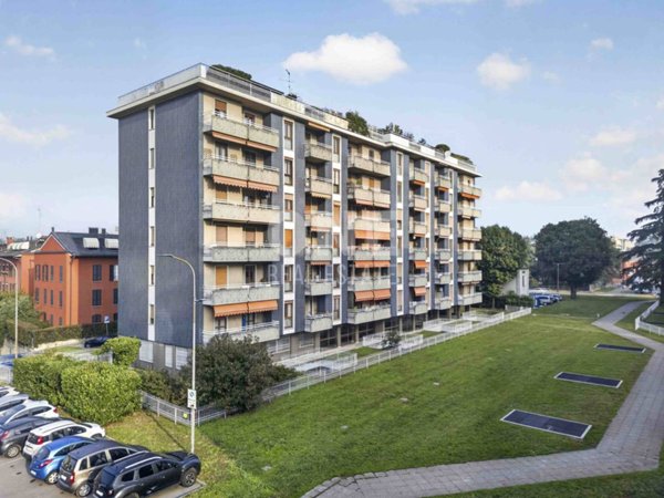 appartamento in vendita a Villasanta in zona La Santa