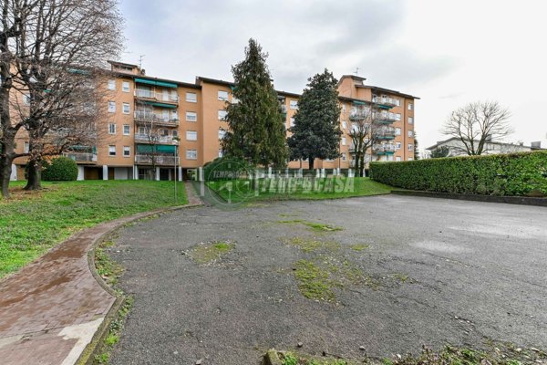 appartamento in vendita a Vimercate