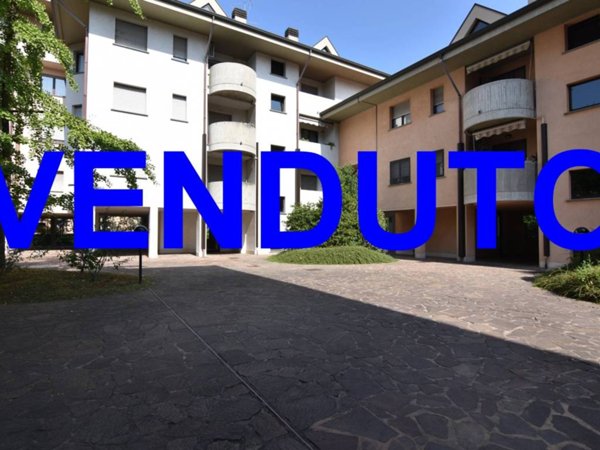 appartamento in vendita a Vimercate