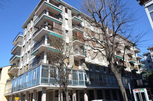 ufficio in vendita a Vimercate in zona Centro Storico